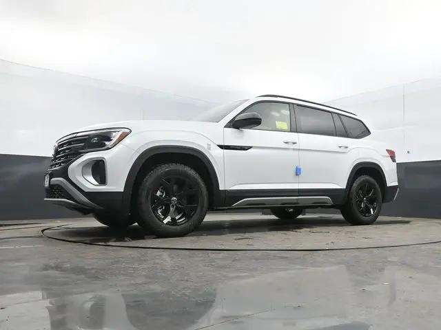 2026 Volkswagen Atlas Peak Edition