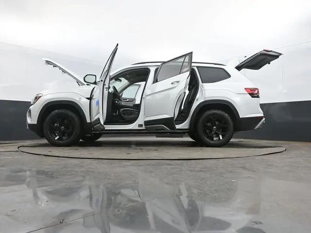 2026 Volkswagen Atlas Peak Edition