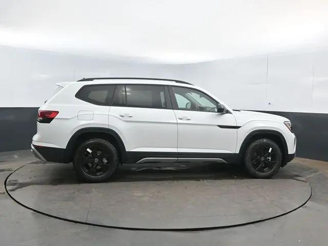 2026 Volkswagen Atlas Peak Edition