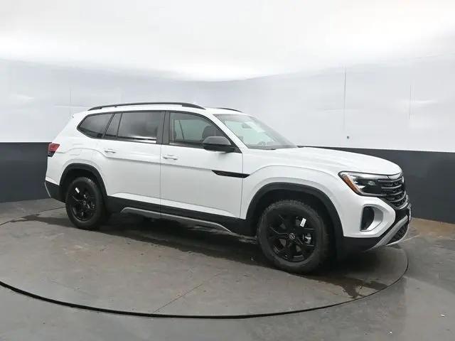2026 Volkswagen Atlas Peak Edition