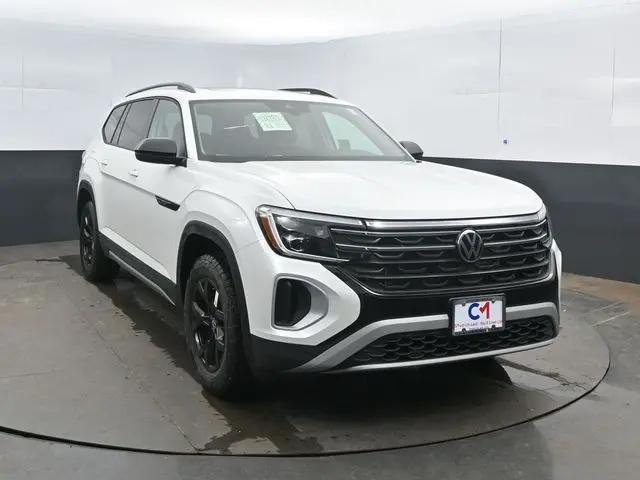 2026 Volkswagen Atlas Peak Edition