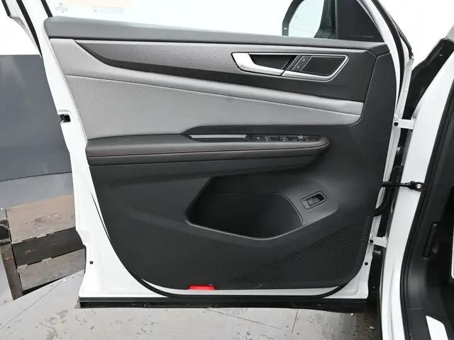 2026 Volkswagen Atlas Peak Edition