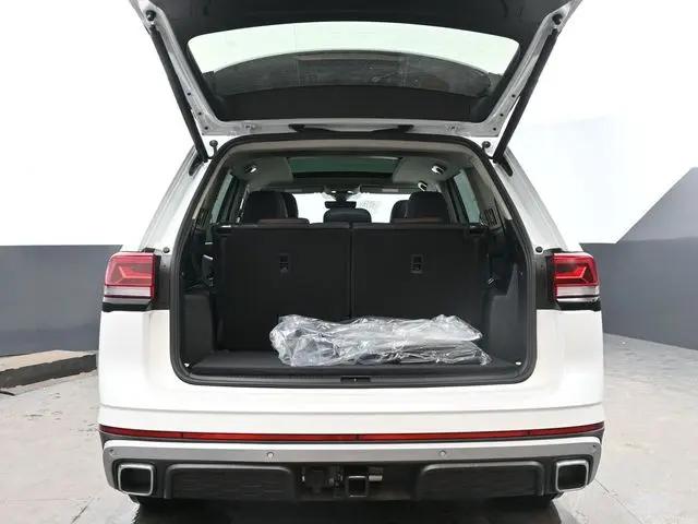 2026 Volkswagen Atlas Peak Edition