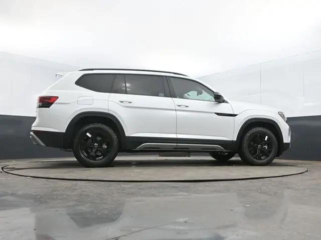 2026 Volkswagen Atlas Peak Edition