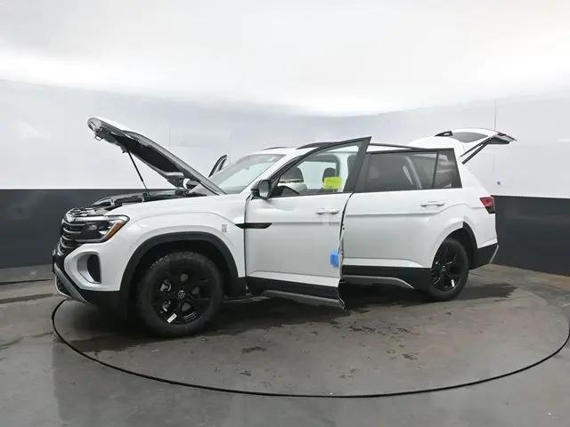 2026 Volkswagen Atlas Peak Edition