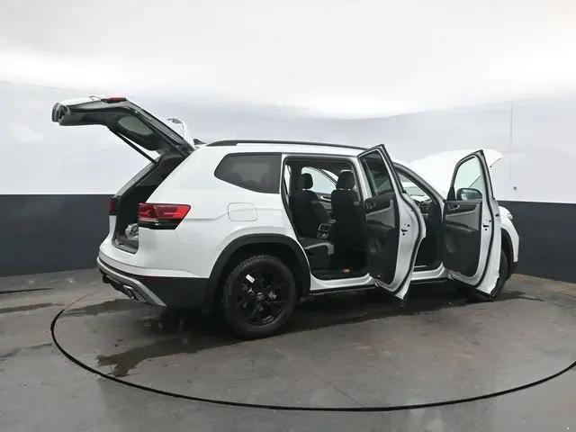 2026 Volkswagen Atlas Peak Edition