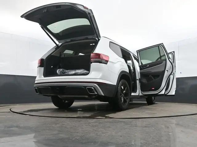 2026 Volkswagen Atlas Peak Edition