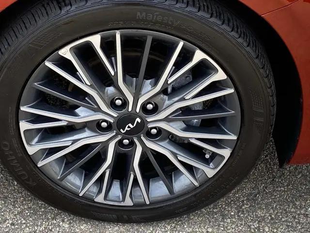 2024 Kia Forte GT-Line