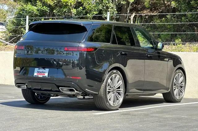 2026 Land Rover Range Rover Sport P460e Dynamic SE