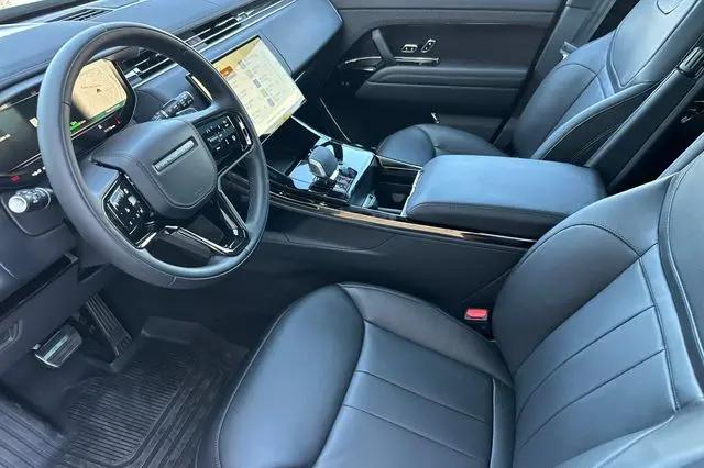 2026 Land Rover Range Rover Sport P460e Dynamic SE