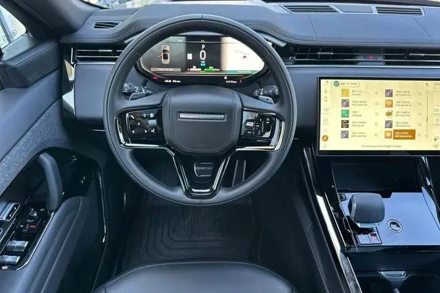 2026 Land Rover Range Rover Sport P460e Dynamic SE