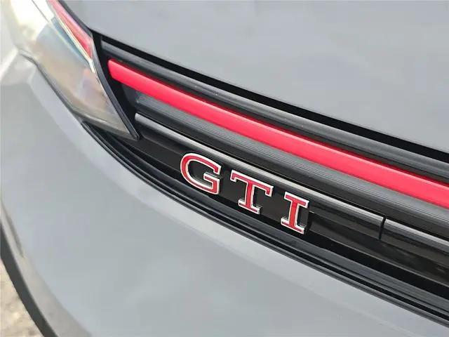 2026 Volkswagen Golf GTI SE