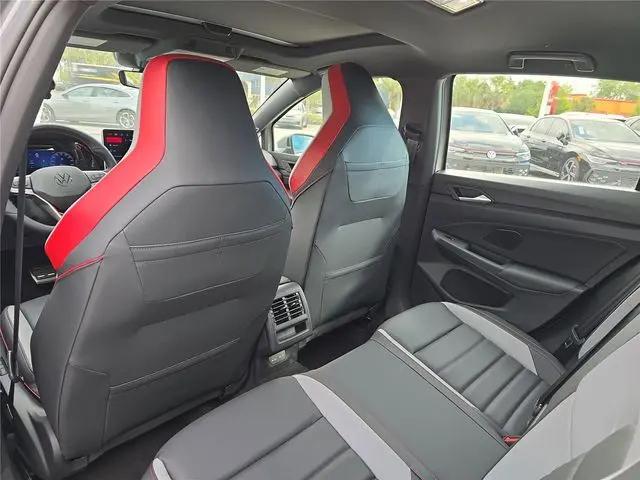 2026 Volkswagen Golf GTI SE