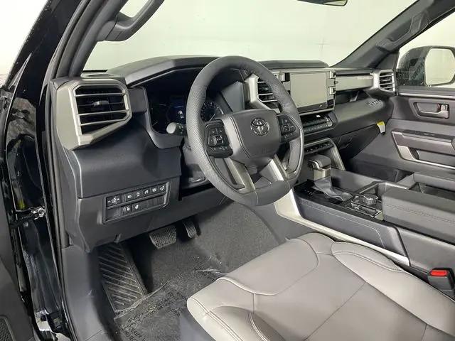 2026 Toyota Tundra SR5 CrewMax 5.5' Bed