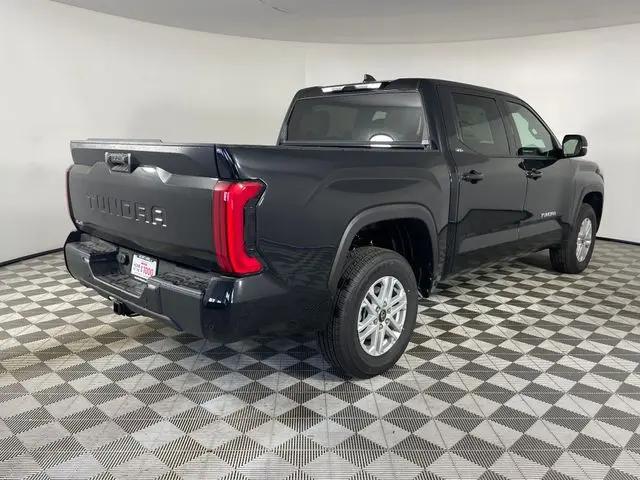 2026 Toyota Tundra SR5 CrewMax 5.5' Bed