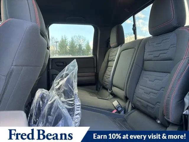 2026 Nissan Frontier Crew Cab Long Bed PRO-4X 4x4