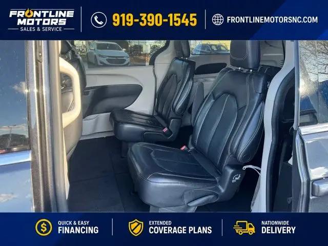 2022 Chrysler Pacifica Touring L