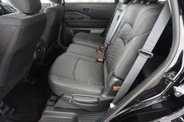2024 Nissan Pathfinder S 4WD