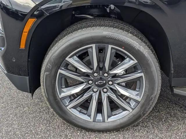 2026 Chevrolet Suburban LS, 4WD