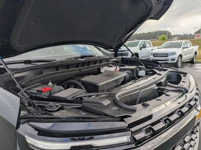 2026 Chevrolet Suburban LS, 4WD