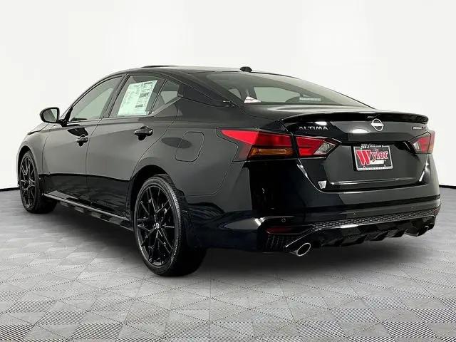 2026 Nissan Altima SR FWD