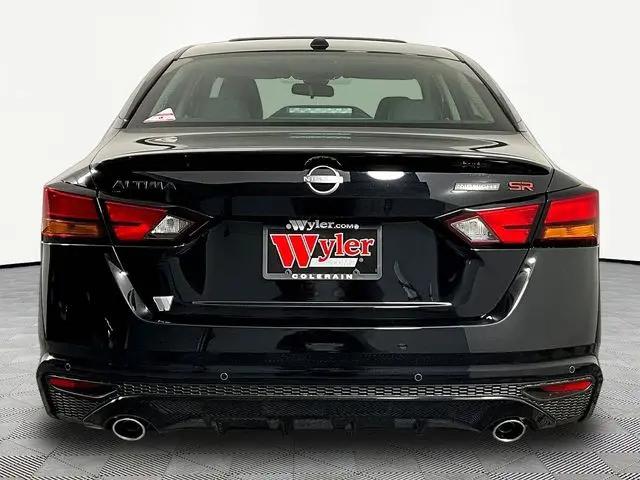 2026 Nissan Altima SR FWD