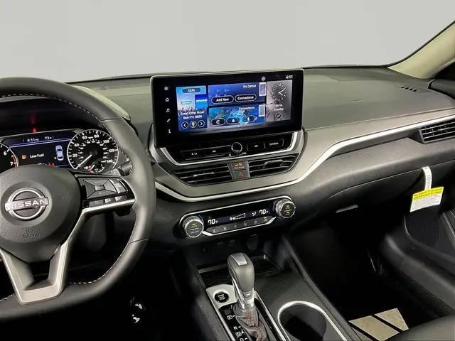 2026 Nissan Altima SR FWD