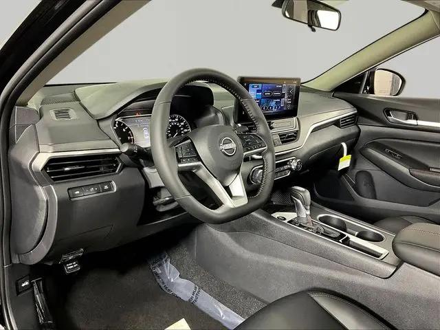 2026 Nissan Altima SR FWD