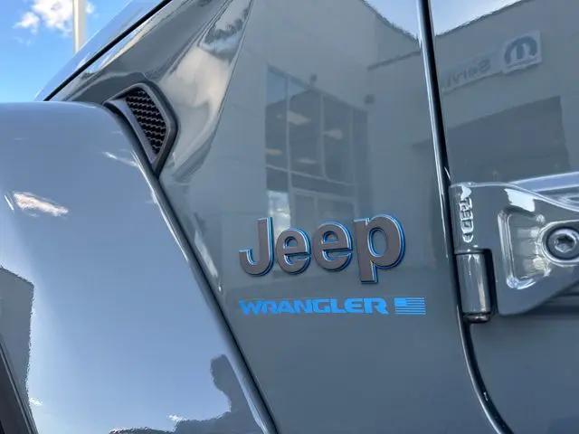 2025 Jeep Wrangler 4xe Sahara 4xe