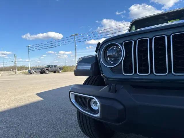 2025 Jeep Wrangler 4xe Sahara 4xe