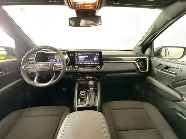 2023 GMC Canyon 4WD Crew Cab Short Box Elevation