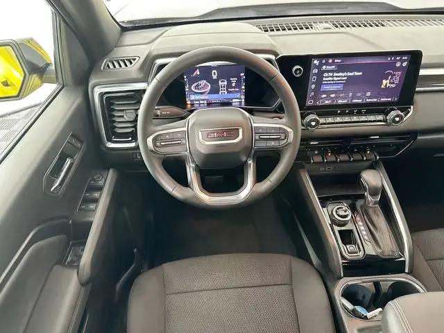 2023 GMC Canyon 4WD Crew Cab Short Box Elevation