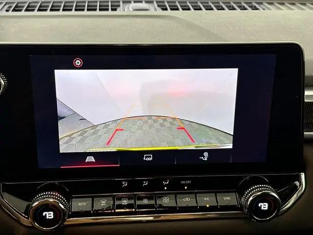 2023 GMC Canyon 4WD Crew Cab Short Box Elevation