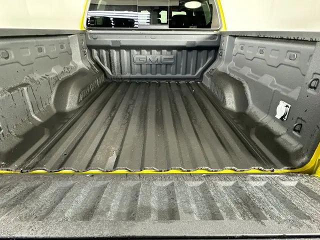 2023 GMC Canyon 4WD Crew Cab Short Box Elevation