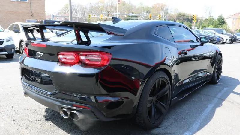 2021 Chevrolet Camaro RWD Coupe LT1