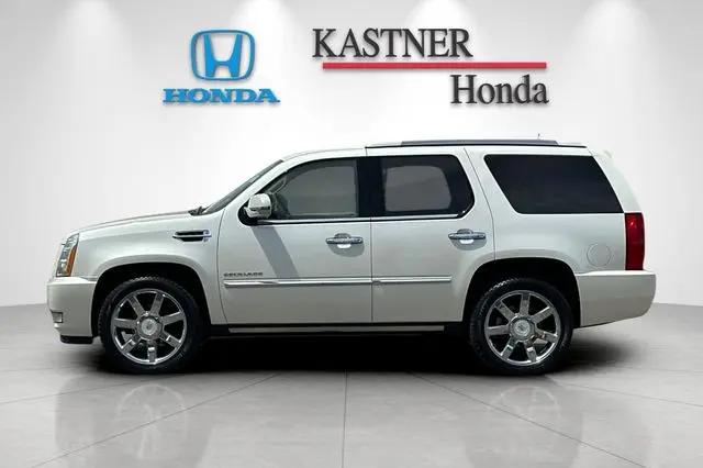 2011 Cadillac Escalade Premium