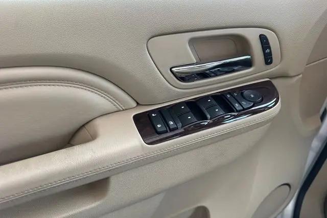 2011 Cadillac Escalade Premium