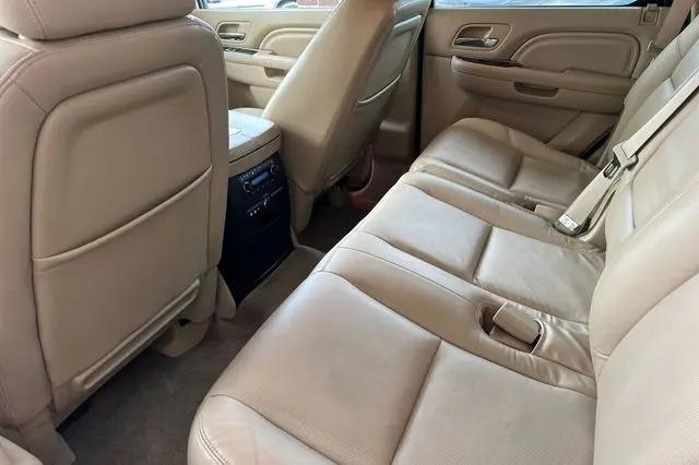 2011 Cadillac Escalade Premium