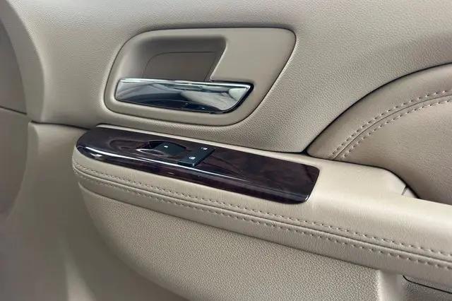 2011 Cadillac Escalade Premium