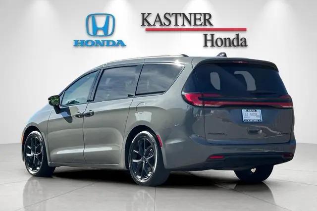 2025 Chrysler Pacifica Limited