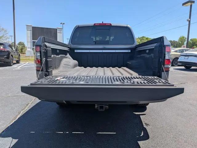 2026 Nissan Frontier Crew Cab SV 4x2