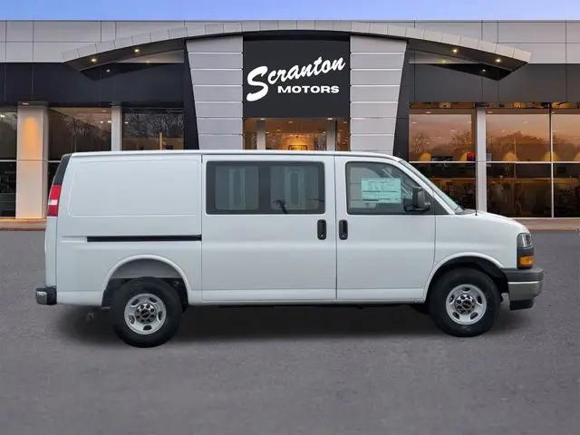 2026 GMC Savana Cargo 2500 Regular Wheelbase, Work Van, RWD