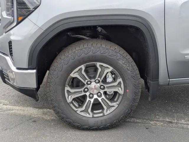 2026 GMC Sierra 1500 Crew Cab, Short Bed, SLE, 4WD