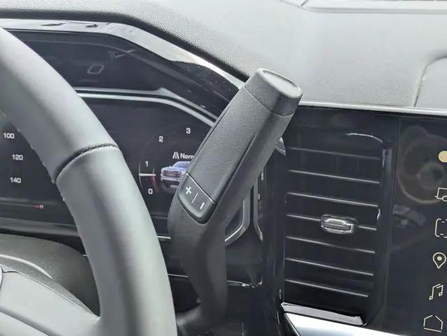 2026 GMC Sierra 1500 Crew Cab, Short Bed, SLE, 4WD