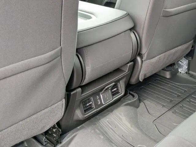 2026 GMC Sierra 1500 Crew Cab, Short Bed, SLE, 4WD