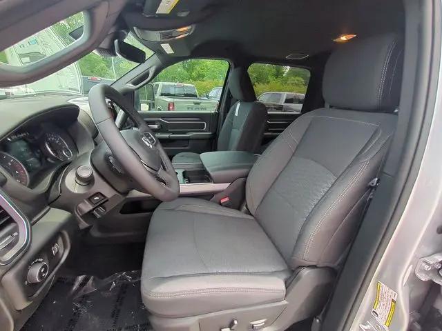 2026 Ram 2500 Big Horn Crew Cab 4x4 64 Box