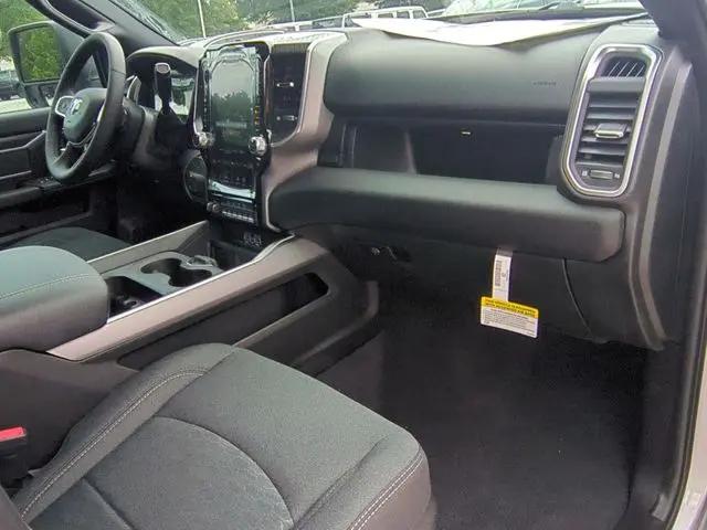 2026 Ram 2500 Big Horn Crew Cab 4x4 64 Box