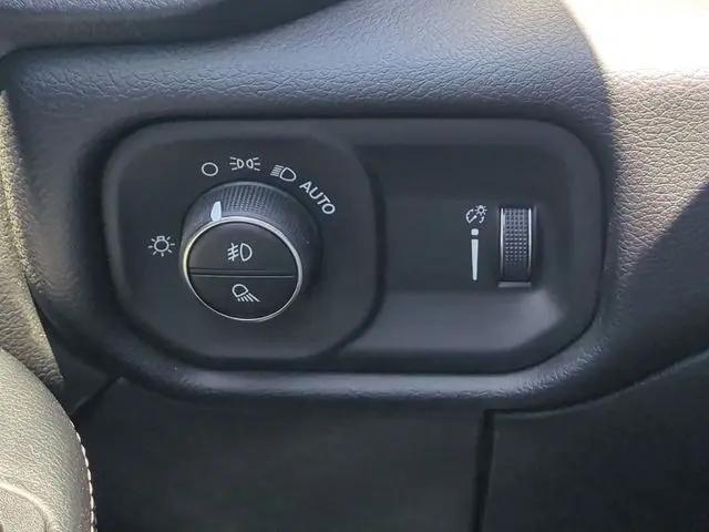 2026 Ram 2500 Big Horn Crew Cab 4x4 64 Box