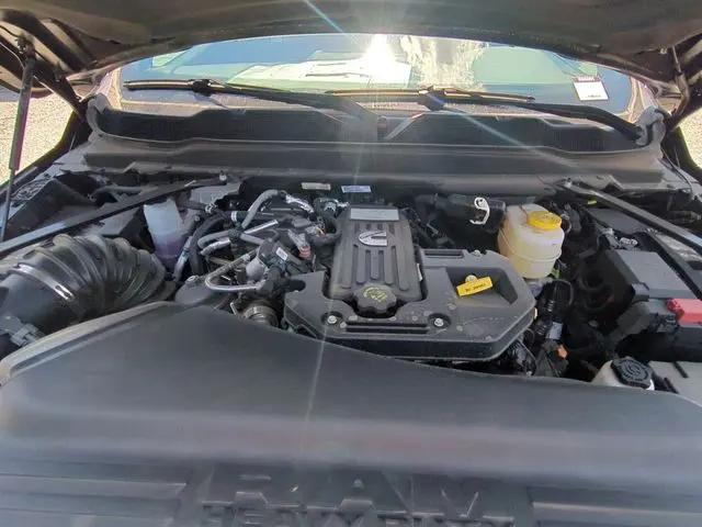 2026 Ram 2500 Big Horn Crew Cab 4x4 64 Box
