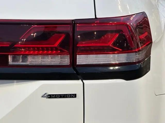 2024 Volkswagen Atlas 2.0T Peak Edition SE w/Technology